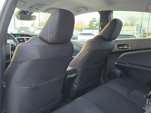 Used 2022 Toyota Prius Prime LE image 21