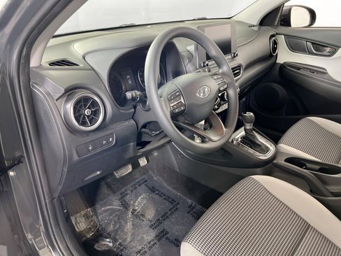 Used 2023 Hyundai Kona SE w/ Cargo Package AWD/4WD image 9