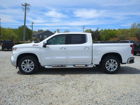 New 2026 Chevrolet Silverado 1500 LTZ w/ LTZ Premium Package AWD/4WD image 6