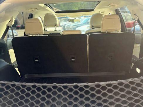 Used 2018 Ford Edge Titanium w/ Equipment Group 301A FWD image 40