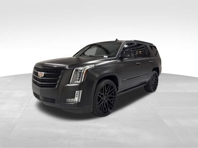 Used 2017 Cadillac Escalade Platinum