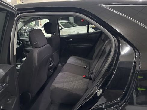 Used 2022 Chevrolet Equinox LT image 29