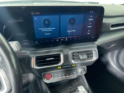 Used 2024 Ford Mustang GT Premium image 25