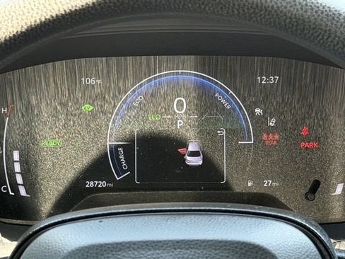 Used 2026 Toyota Corolla LE FWD image 16