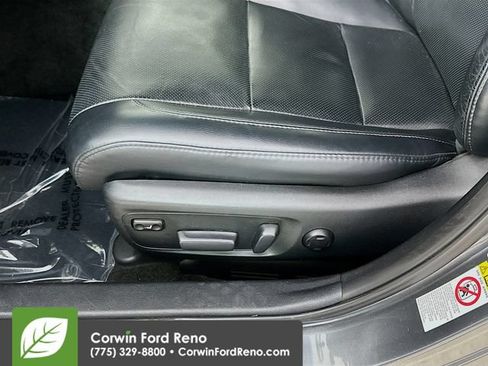 Used 2016 Toyota Avalon Limited w/ Toyota Safety Sense Package FWD image 19