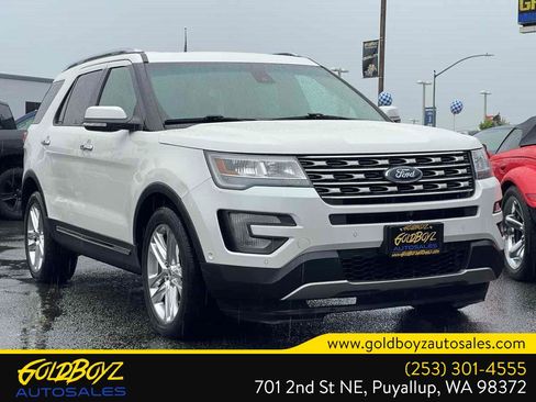 Used 2017 Ford Explorer Limited w/ Equipment Group 301A AWD/4WD image 2