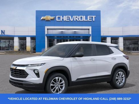 New 2026 Chevrolet TrailBlazer LS w/ LS Convenience Package FWD image 2