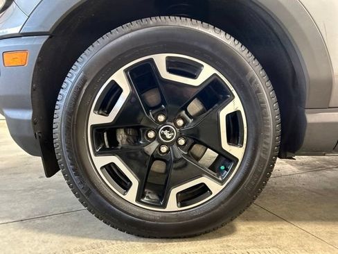 Used 2022 Ford Bronco Sport Outer Banks w/ Tech Package AWD/4WD image 10