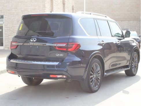 Used 2022 INFINITI QX80 Premium Select w/ Cargo Package image 3