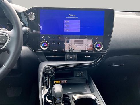 Used 2025 Lexus NX 350h AWD w/ Cold Area Package image 7