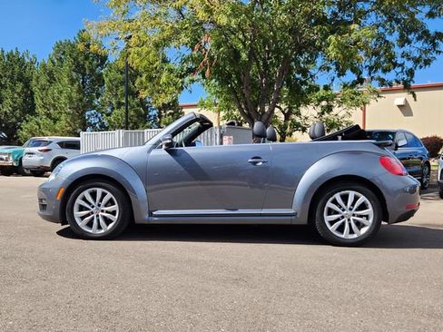 Used 2013 Volkswagen Beetle TDI FWD image 2
