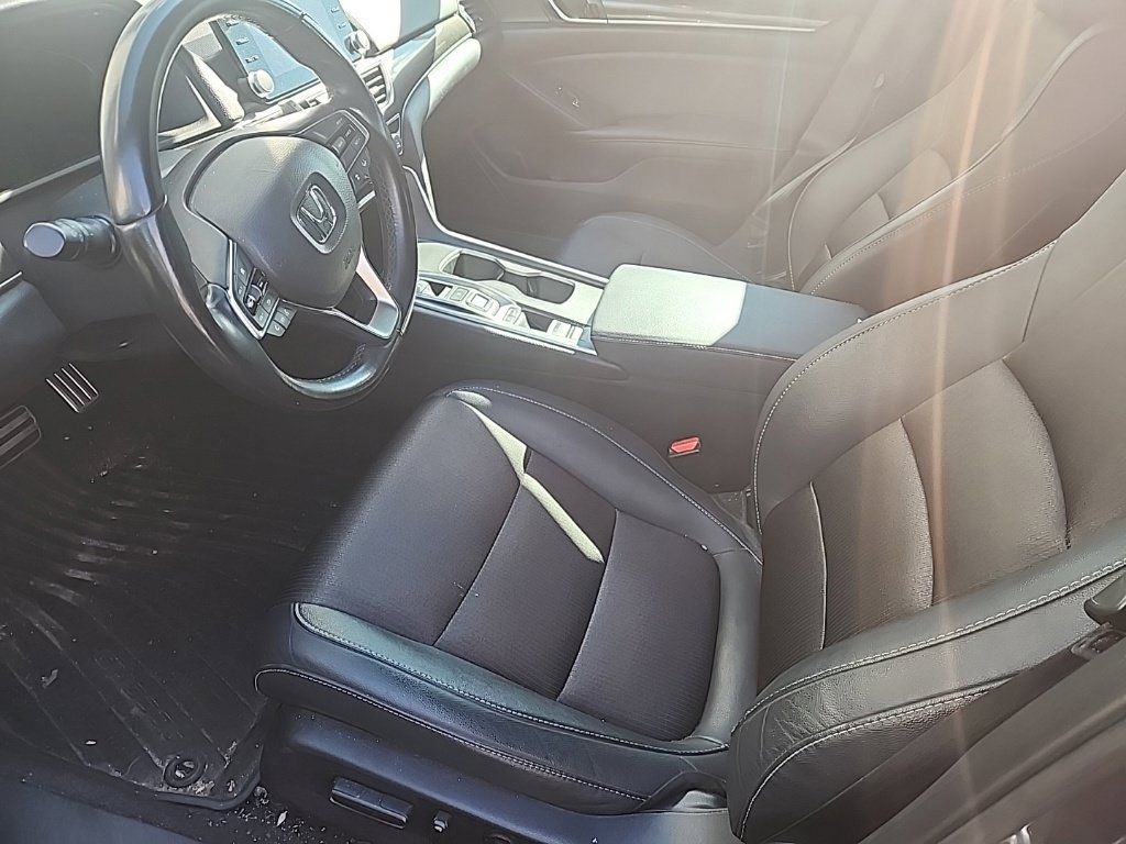 Used 2020 Honda Accord Sport image 11