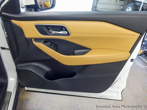 Used 2021 Nissan Rogue Platinum image 29