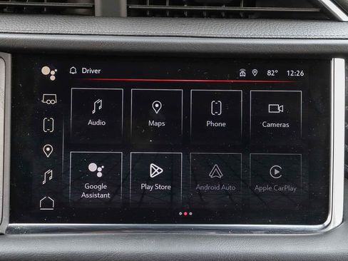 Used 2023 GMC Yukon Denali RWD image 17