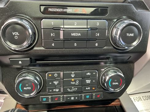 Used 2017 Ford F150 Lariat AWD/4WD image 17