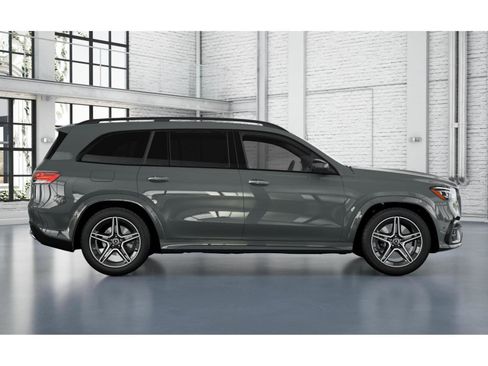 New 2026 Mercedes-Benz GLS 450 4MATIC image 44