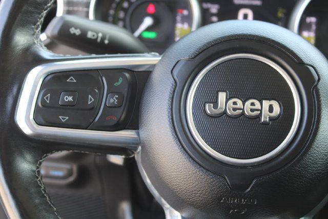 Used 2023 Jeep Wrangler Unlimited Sahara w/ Cold Weather Group AWD/4WD image 18
