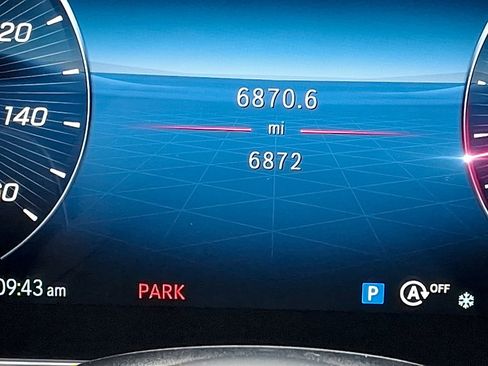 Used 2024 Mercedes-Benz S 580 S 580 image 21