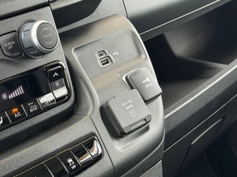 New 2026 RAM ProMaster 2500 w/ Convenience Group FWD image 20