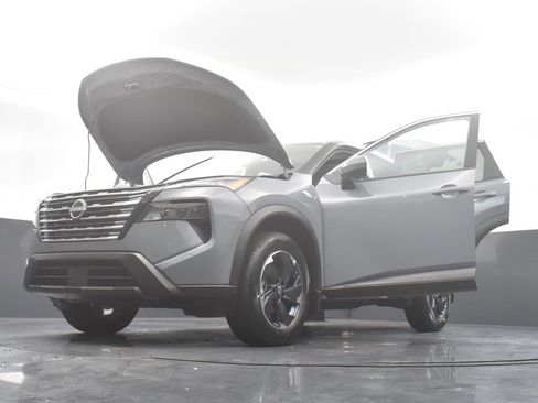 New 2026 Nissan Rogue SV w/ SV Premium Package image 39