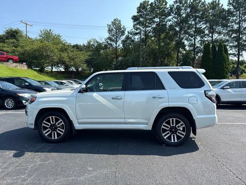 Certified 2022 Toyota 4Runner Limited AWD/4WD image 6