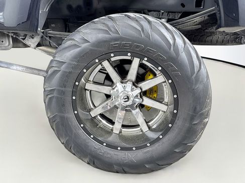 Used 2017 Ford F250 Platinum w/ Platinum Ultimate Package AWD/4WD image 32