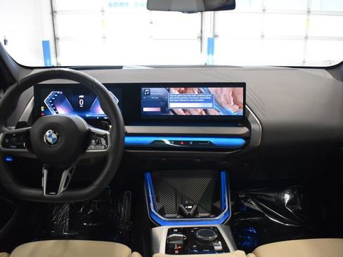 Used 2025 BMW X3 xDrive30i AWD/4WD image 5