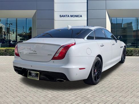 Used 2019 Jaguar XJ R-Sport RWD image 5