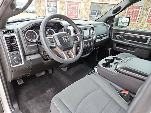 Used 2024 RAM 1500 Classic Warlock image 10