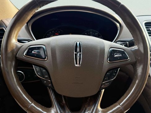 Used 2016 Lincoln MKX Reserve w/ Equipment Group 102A image 33