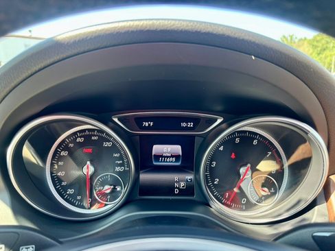 Used 2018 Mercedes-Benz GLA 250 4MATIC image 21