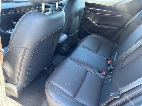 New 2026 MAZDA MAZDA3 2.5 S Hatchback w/ Premium Pkg FWD image 18