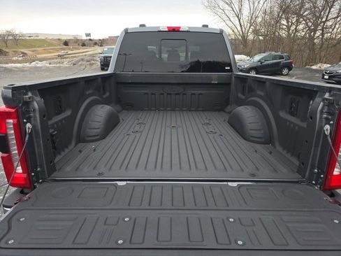 Used 2024 Ford F350 Lariat image 14