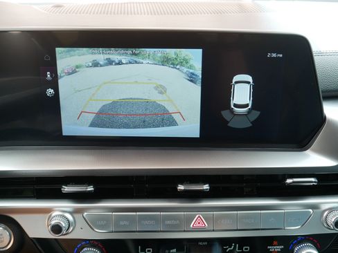 Certified 2024 Kia Telluride S w/ S Sunroof Package AWD/4WD image 27