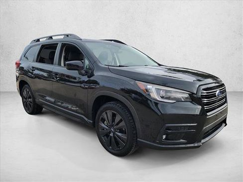 Used 2022 Subaru Ascent Onyx Edition image 3