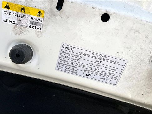 Used 2024 Kia Sportage LX image 31