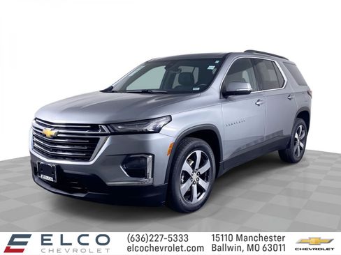 Certified 2023 Chevrolet Traverse LT w/ LT Premium Package AWD/4WD image 1