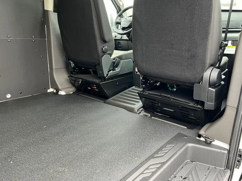 New 2026 Ford Transit 350 148 Low Roof AWD w/ Exterior Upgrade Package image 15