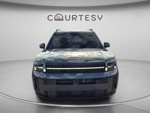 Used 2025 Hyundai Santa Fe Calligraphy FWD image 8