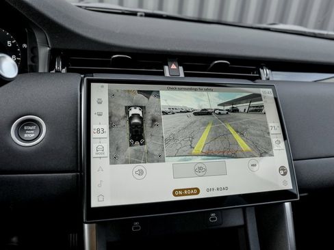 Used 2025 Land Rover Discovery Sport S image 14