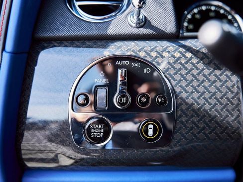 Used 2021 Rolls-Royce Cullinan Black Badge image 64