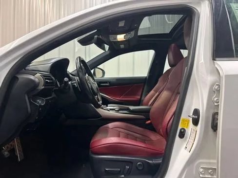 Used 2019 Lexus IS 300 F Sport AWD/4WD image 11