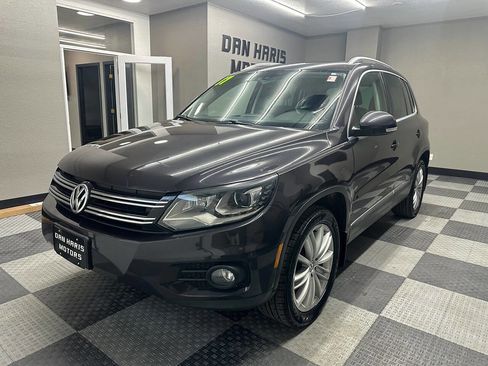 Used 2016 Volkswagen Tiguan SE image 3