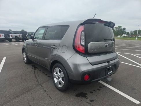 Used 2017 Kia Soul FWD image 13