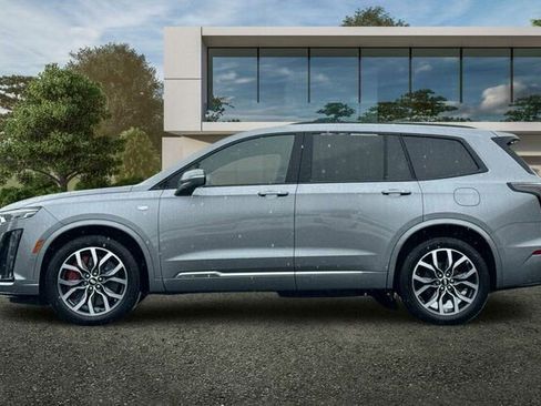 Certified 2024 Cadillac XT6 Sport w/ Platinum Package image 7