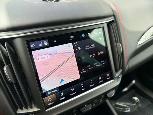 Used 2024 Maserati Levante Modena Ultima AWD/4WD image 44