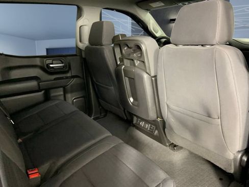 Used 2021 Chevrolet Silverado 1500 LT w/ Z71 Off-Road Package AWD/4WD image 12