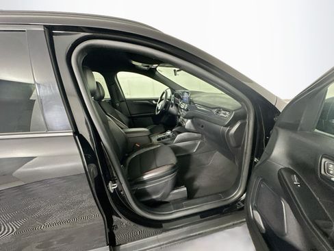 Used 2025 Ford Escape ST-Line FWD image 29