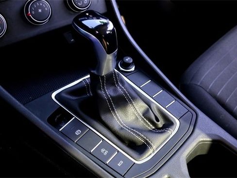 Used 2024 Volkswagen Jetta S image 19