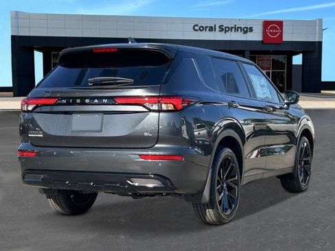 New 2026 Nissan Rogue SL AWD/4WD image 4